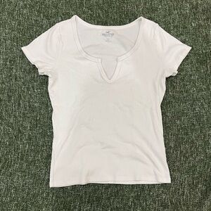 White notch neck top